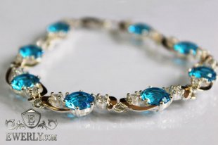 Женский браслет из серебра с голубыми камнями, фото