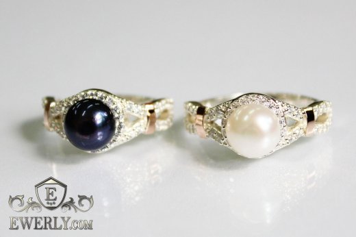 Серебряное кольцо с чёрным фианитом - жемчугом, фото