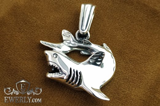 Серебряная подвеска - кулон Акула, фото